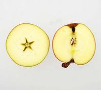 Guld Pearmain æble overskåret